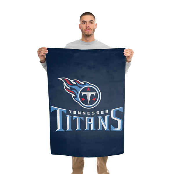 Tennessee Titans NFL 27 x 37 Vertical Hanging Wall Flag Logo Banner Fa –  East American Sports LLC