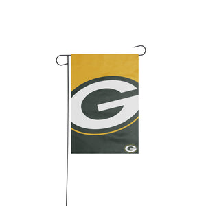 Green Bay Packers NFL Colorblock Helmet Garden Flag