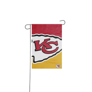 Kansas City Chiefs NFL Colorblock Helmet Garden Flag