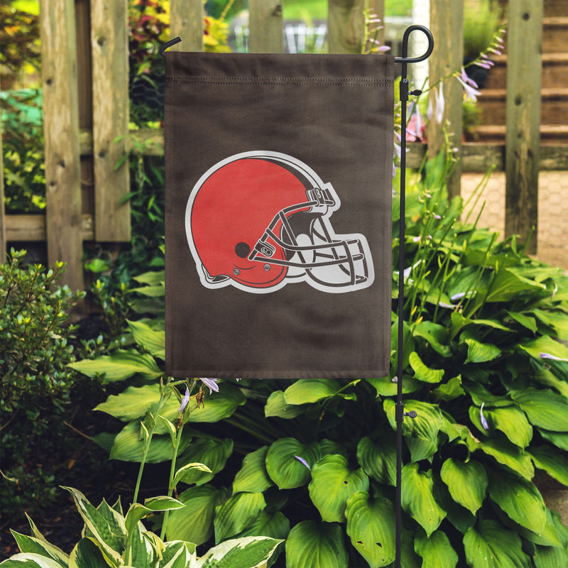 Party Animal Cleveland Browns Garden Flag