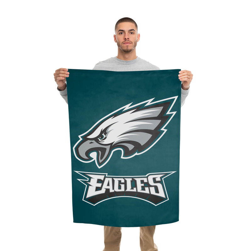 Philadelphia Eagles NFL Solid Vertical Flag