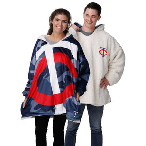 Minnesota Twins MLB Reversible Team Color Camo Hoodeez