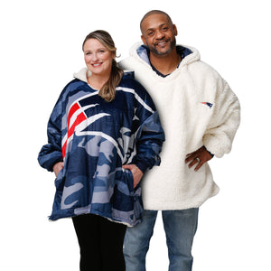 FOCO New England Patriots Repeat Print Reversible Hoodeez