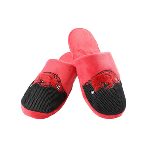 Arkansas Razorbacks NCAA Mens Team Logo Staycation Slippers