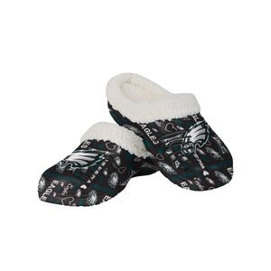 Philadelphia Eagles NFL Womens Sherpa Lined Logo Love Clog
