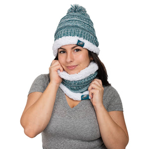 Philadelphia Eagles NFL Womens Color Wave Chunky Beanie & Gaiter Scarf Set