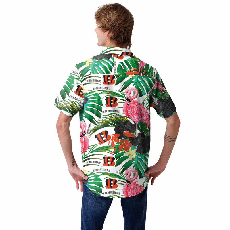 FOCO Cincinnati Bengals NFL Mens Floral Button Up Shirt - L